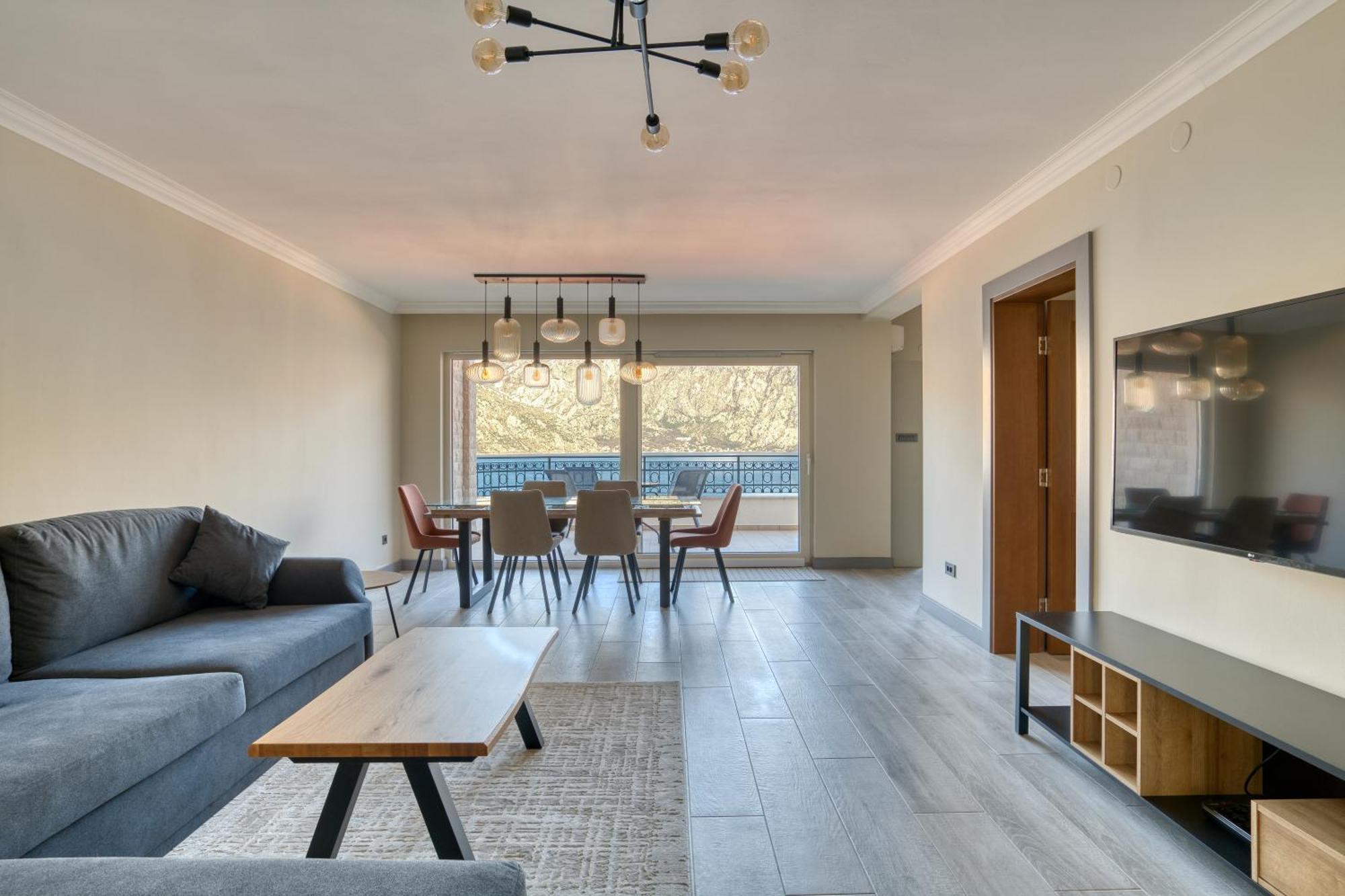 Luxurious 3-bedroom By Mn Appartamento Cattaro