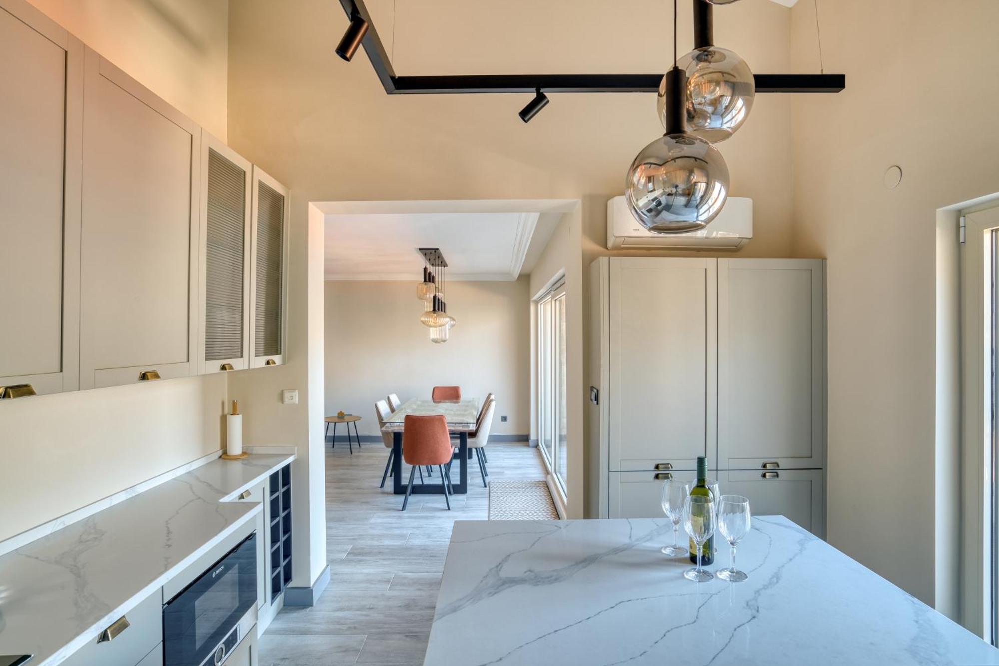 Appartamento Luxurious 3-bedroom By Mn