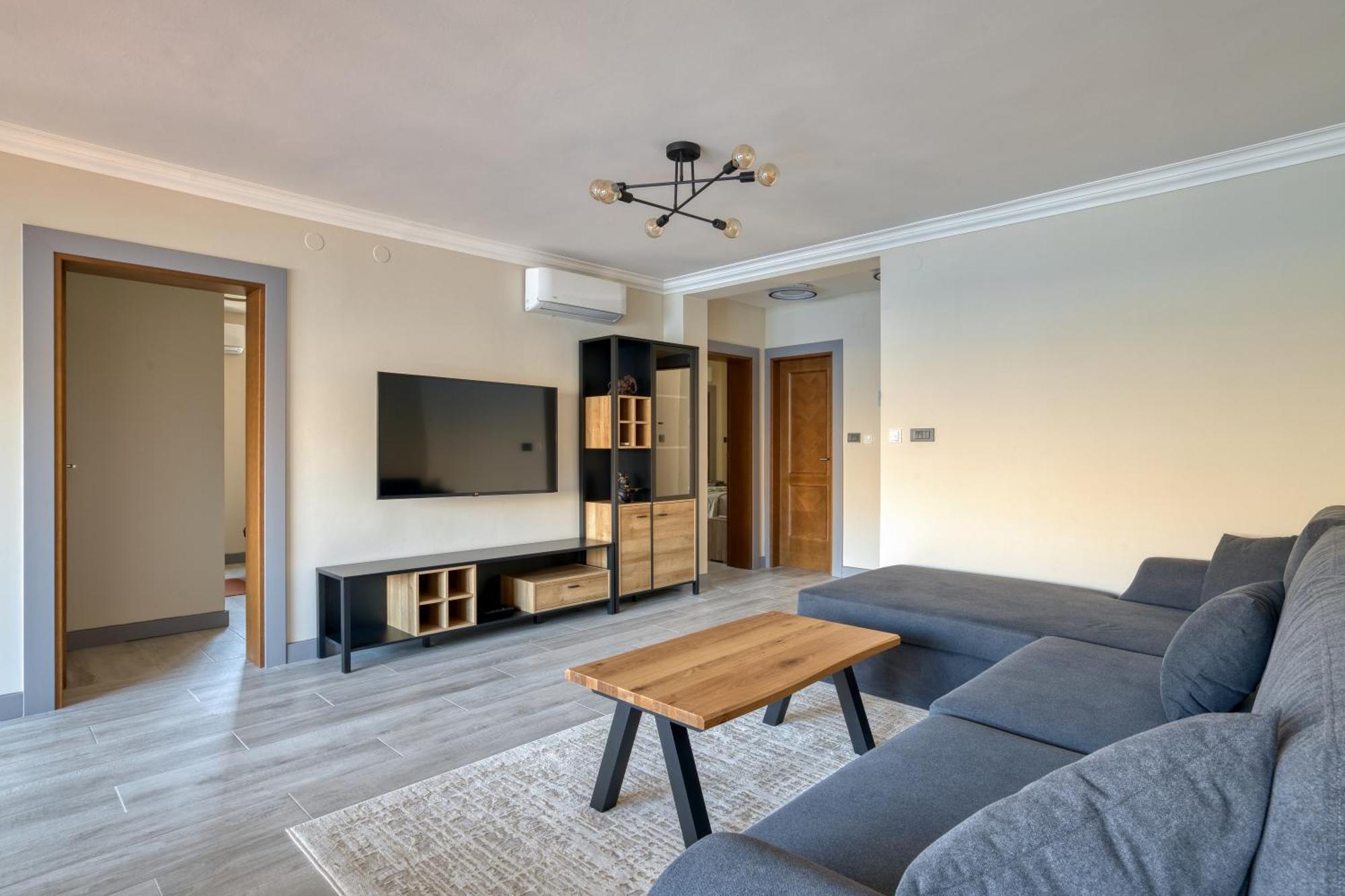 Luxurious 3-bedroom By Mn